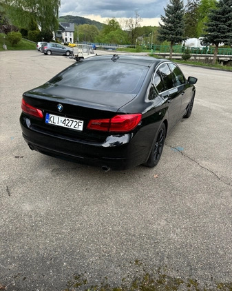 BMW Seria 5 cena 108000 przebieg: 133000, rok produkcji 2017 z Miłosław małe 154